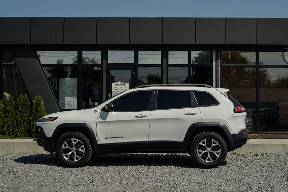 Продам Jeep Cherokee Trailhawk 2015 года в Черновцах