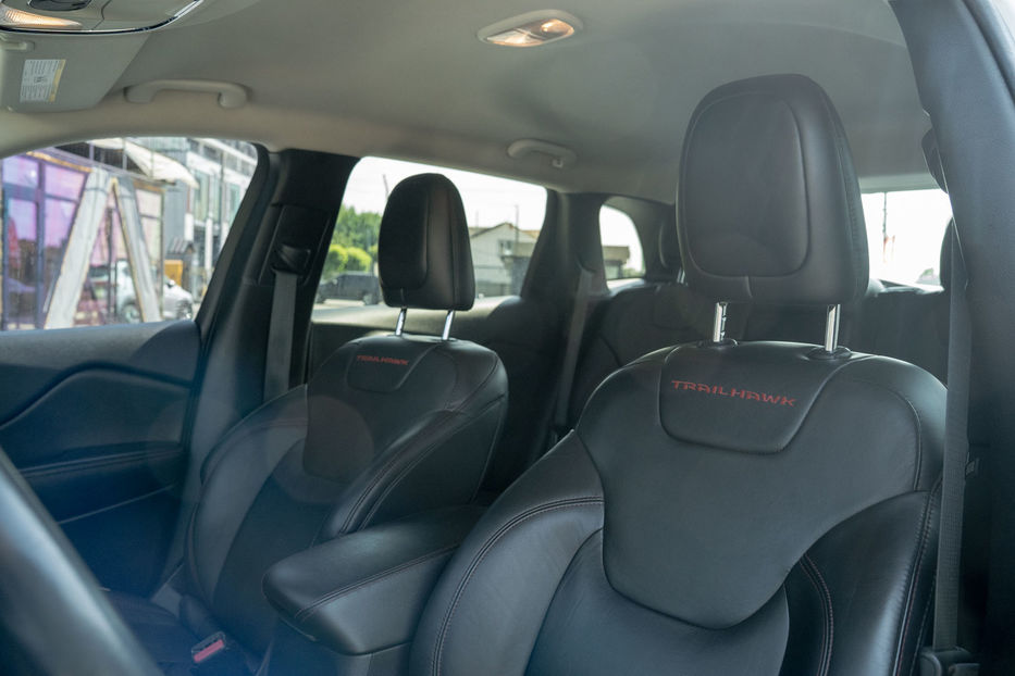 Продам Jeep Cherokee Trailhawk 2015 года в Черновцах