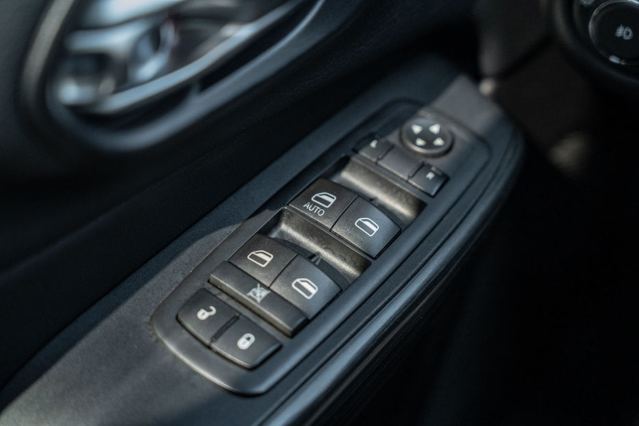 Продам Jeep Cherokee Trailhawk 2015 года в Черновцах