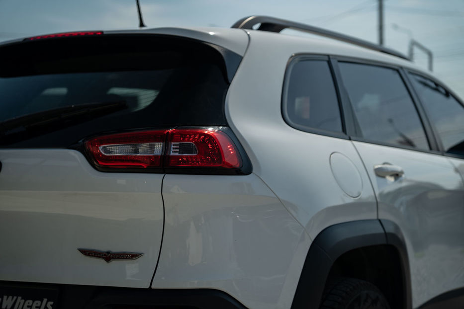 Продам Jeep Cherokee Trailhawk 2015 года в Черновцах