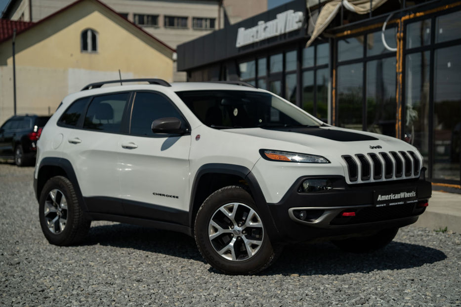Продам Jeep Cherokee Trailhawk 2015 года в Черновцах