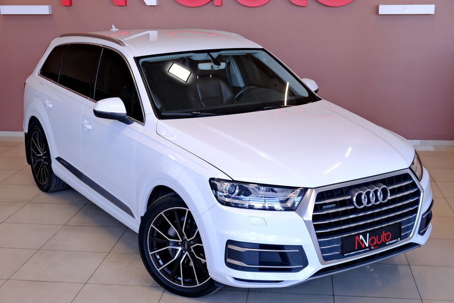 Продам Audi Q7 2016 года в Одессе