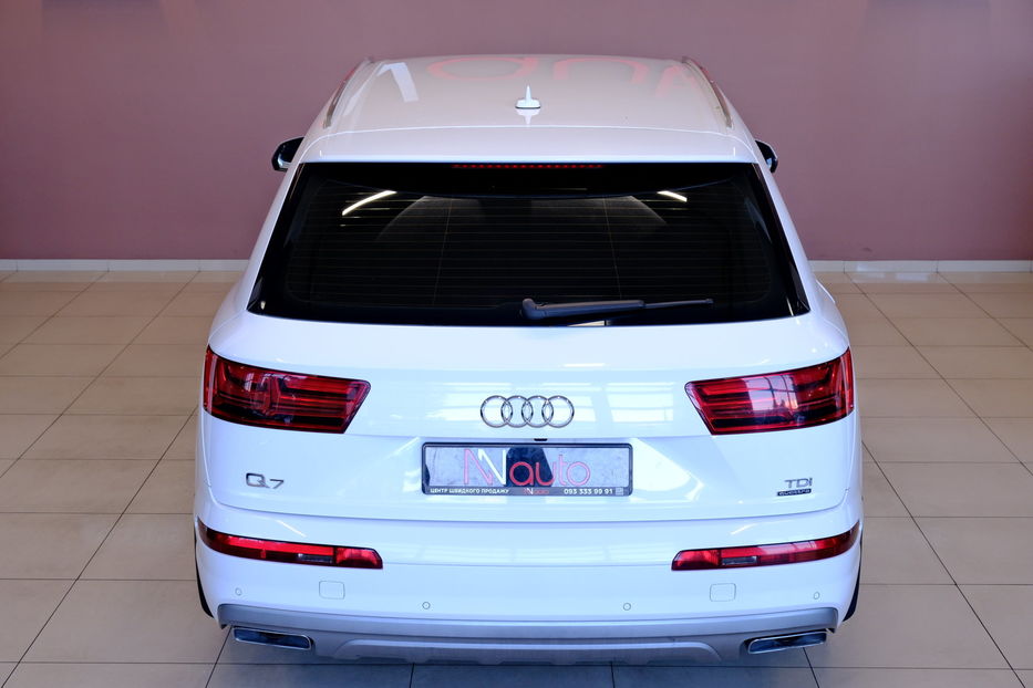 Продам Audi Q7 2016 года в Одессе
