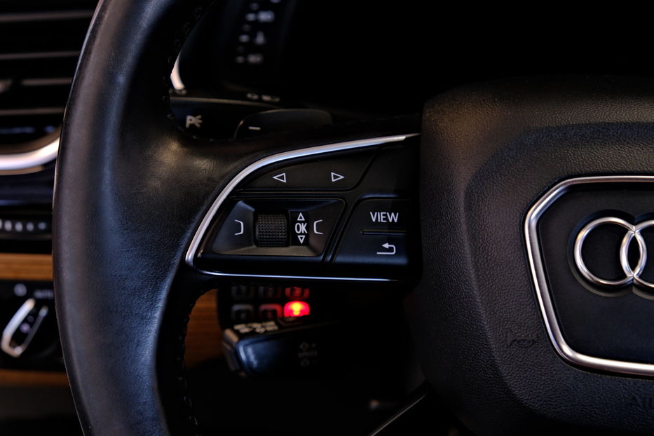 Продам Audi Q7 2016 года в Одессе