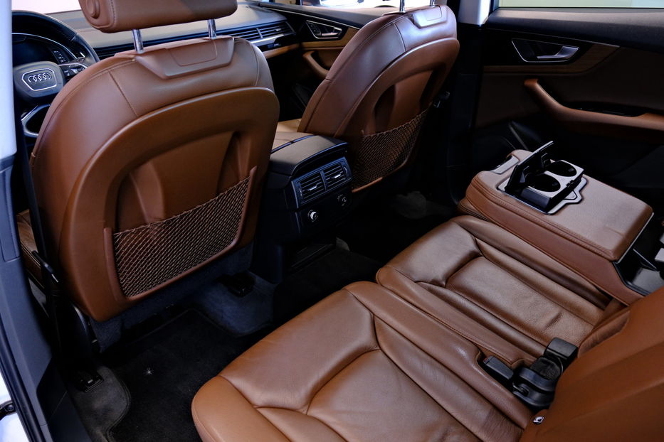 Продам Audi Q7 2016 года в Одессе