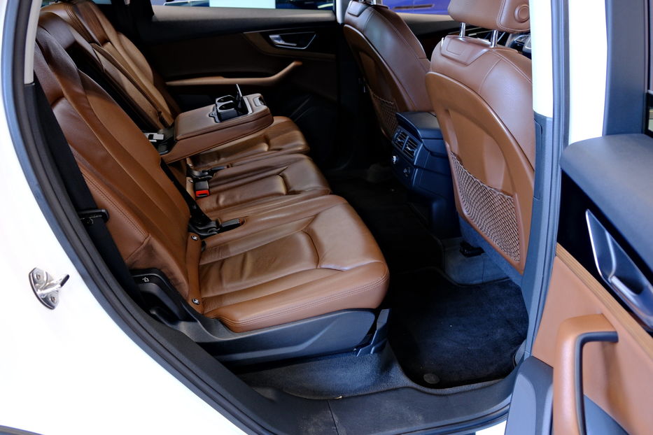 Продам Audi Q7 2016 года в Одессе