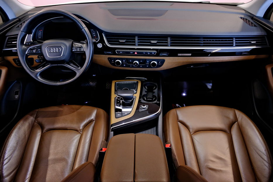 Продам Audi Q7 2016 года в Одессе