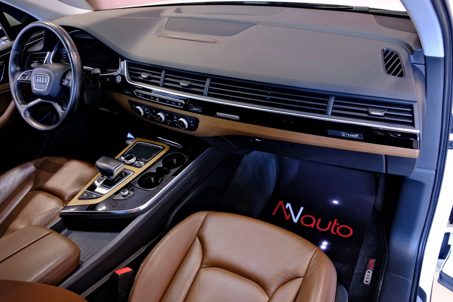 Продам Audi Q7 2016 года в Одессе