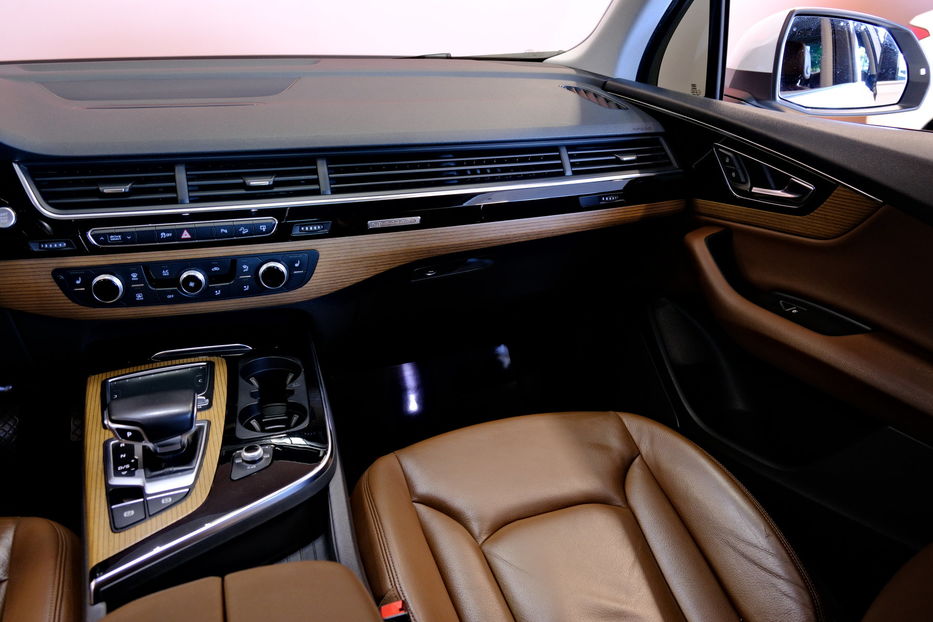 Продам Audi Q7 2016 года в Одессе