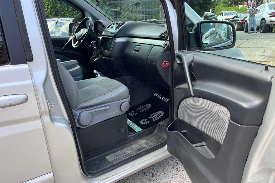 Продам Mercedes-Benz Viano пасс. 2010 года в Черновцах