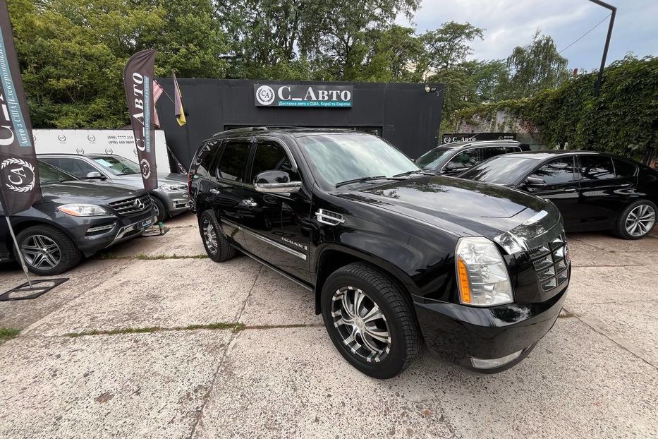 Продам Cadillac Escalade 2008 года в Черновцах