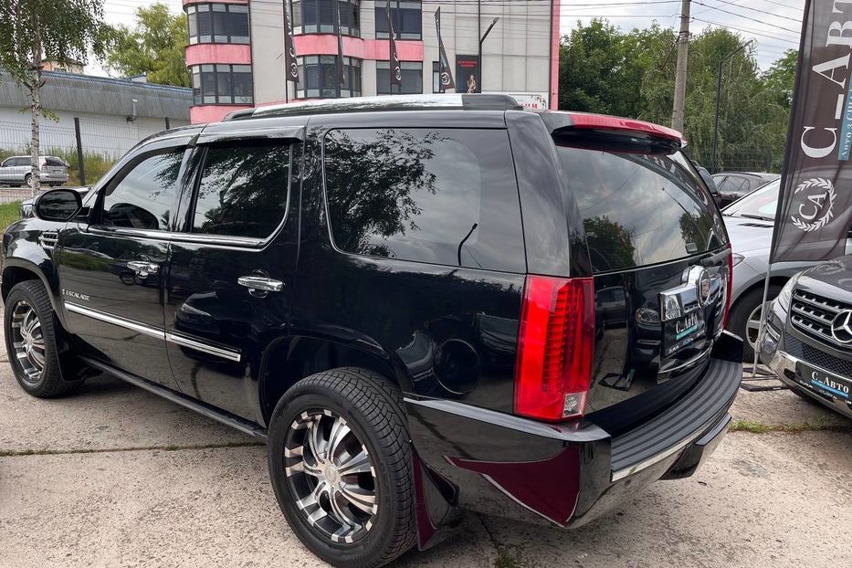 Продам Cadillac Escalade 2008 года в Черновцах