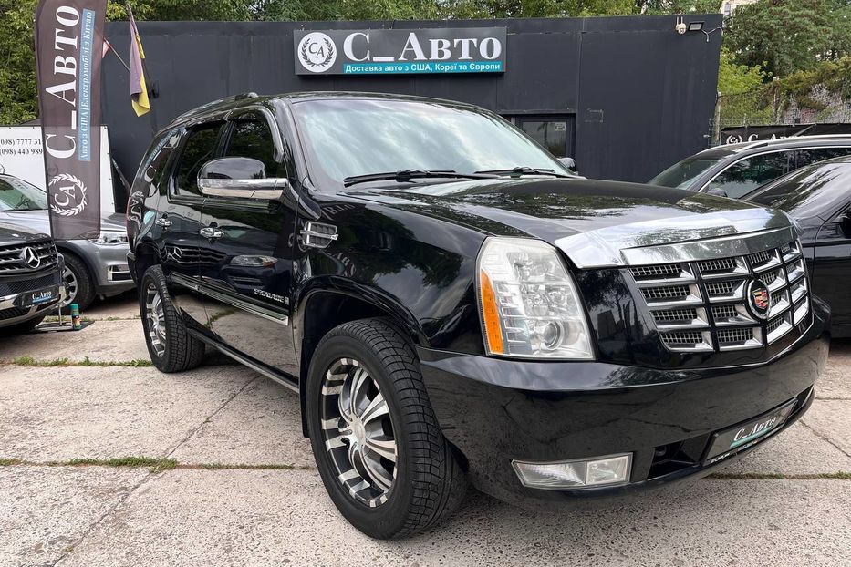 Продам Cadillac Escalade 2008 года в Черновцах