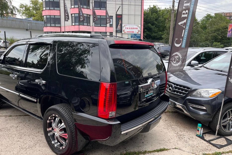 Продам Cadillac Escalade 2008 года в Черновцах