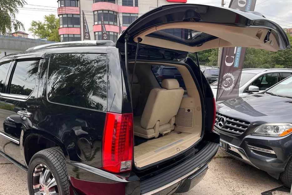 Продам Cadillac Escalade 2008 года в Черновцах