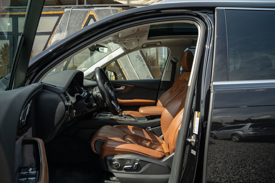 Продам Audi Q7 Prestige 2016 года в Черновцах