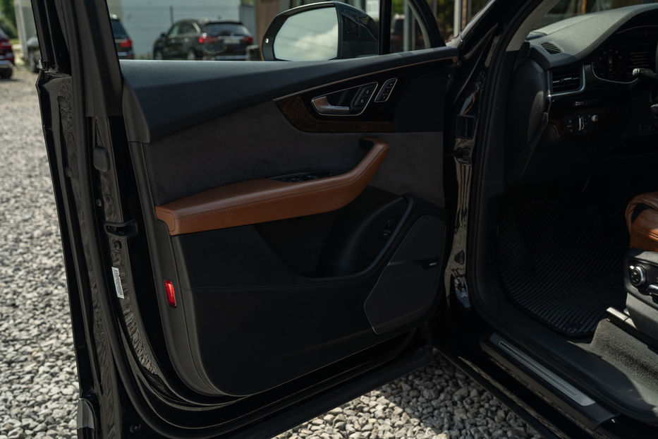 Продам Audi Q7 Prestige 2016 года в Черновцах