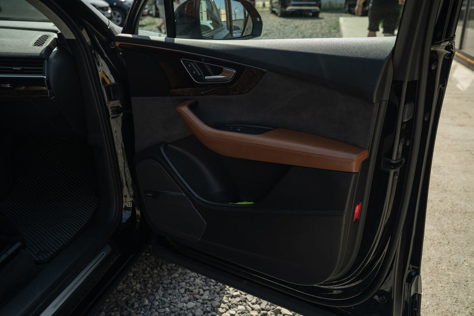 Продам Audi Q7 Prestige 2016 года в Черновцах