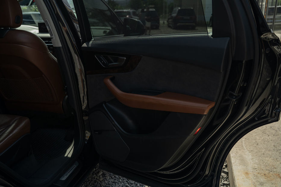 Продам Audi Q7 Prestige 2016 года в Черновцах