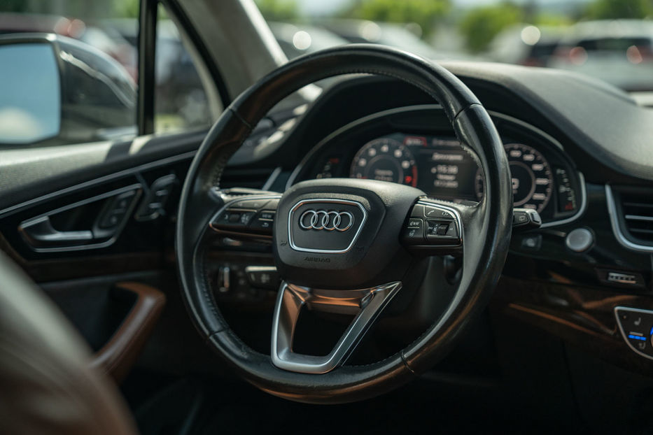 Продам Audi Q7 Prestige 2016 года в Черновцах