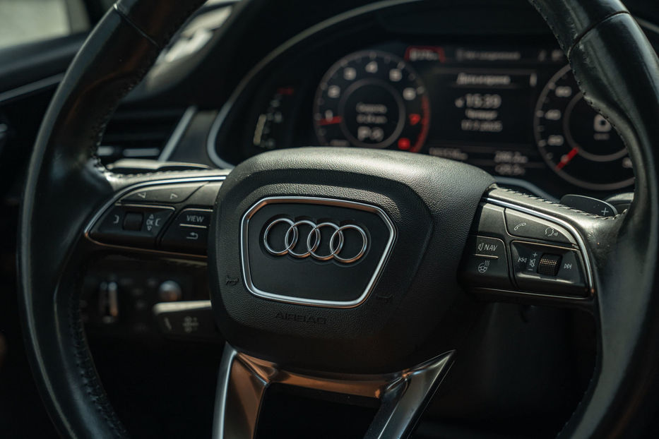 Продам Audi Q7 Prestige 2016 года в Черновцах