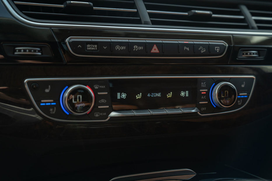Продам Audi Q7 Prestige 2016 года в Черновцах
