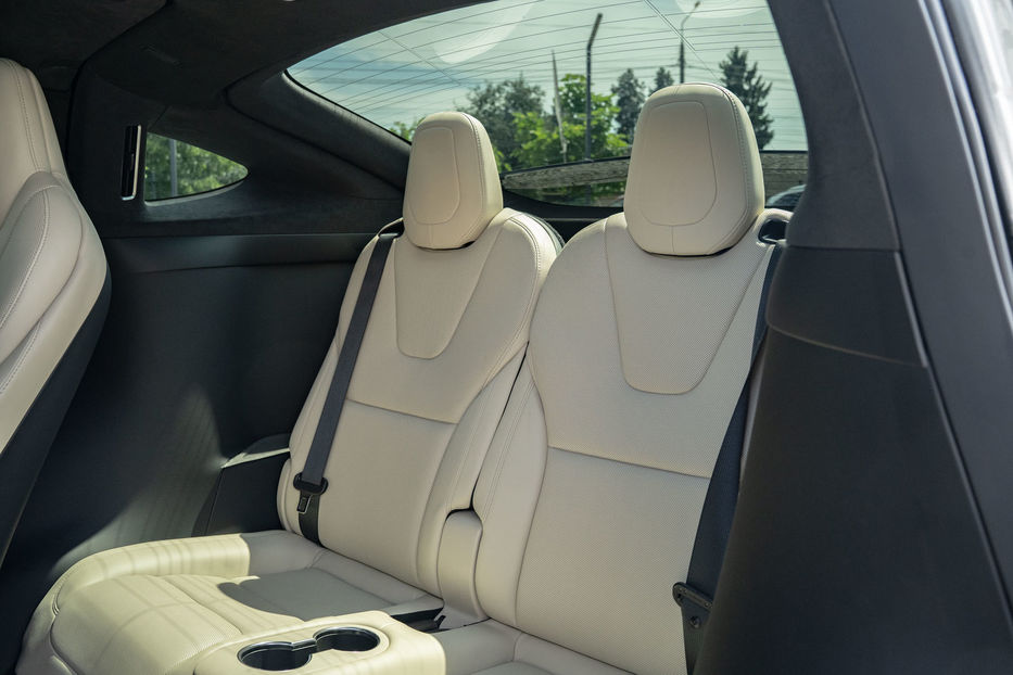 Продам Tesla Model X 2023 года в Черновцах