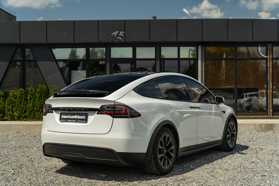 Продам Tesla Model X 2023 года в Черновцах