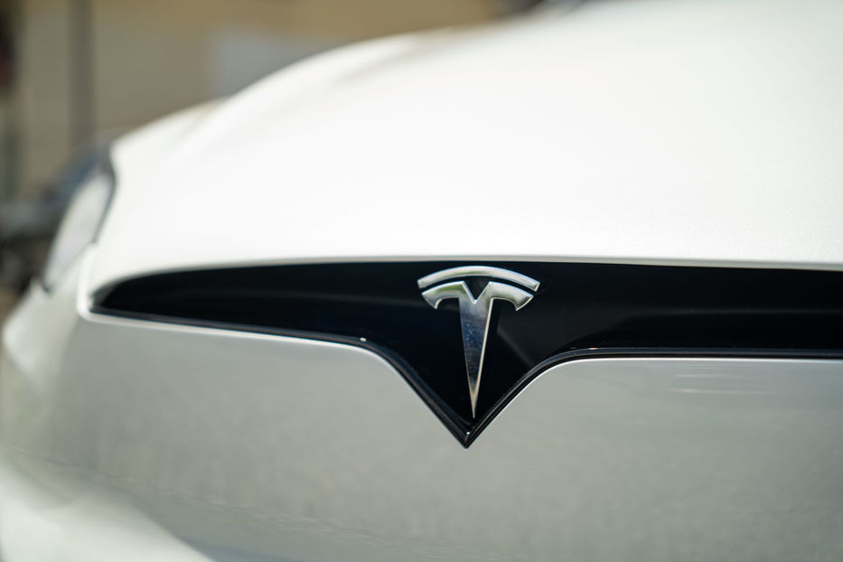 Продам Tesla Model X 2023 года в Черновцах