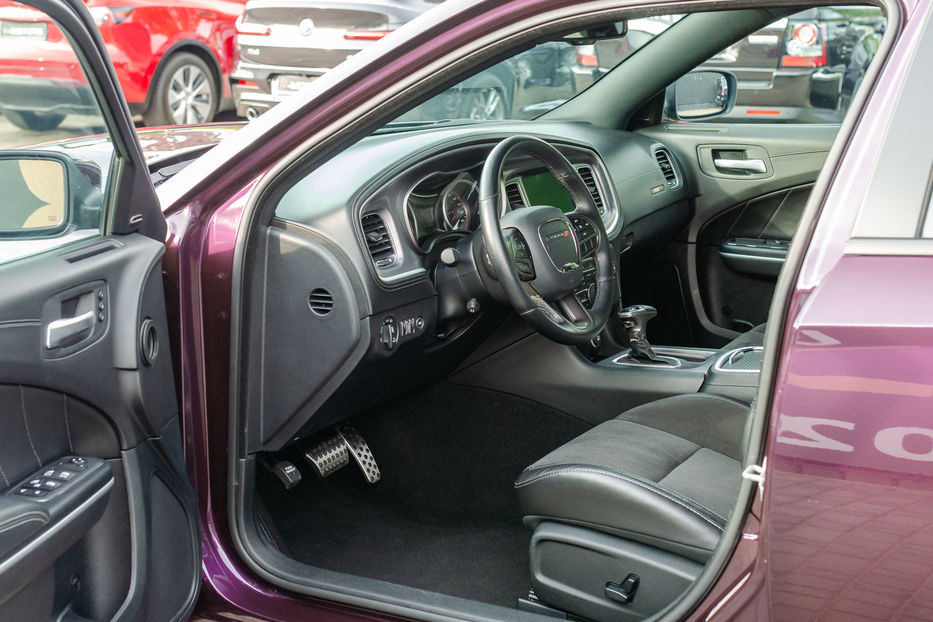 Продам Dodge Charger 6.4L ScatPack 2020 года в Киеве