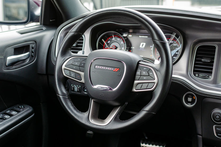 Продам Dodge Charger 6.4L ScatPack 2020 года в Киеве