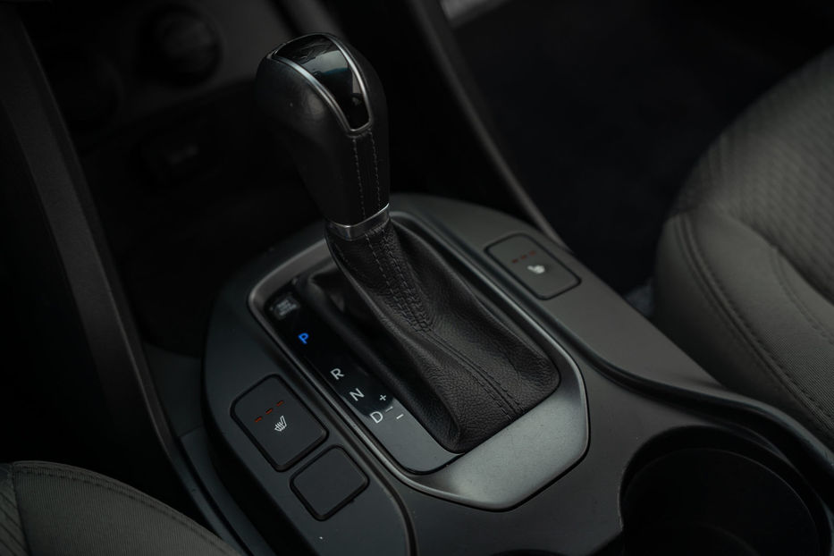 Продам Hyundai Santa FE Sport 2014 года в Черновцах