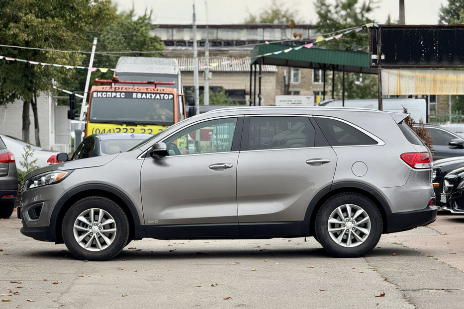 Продам Kia Sorento 2016 года в Киеве