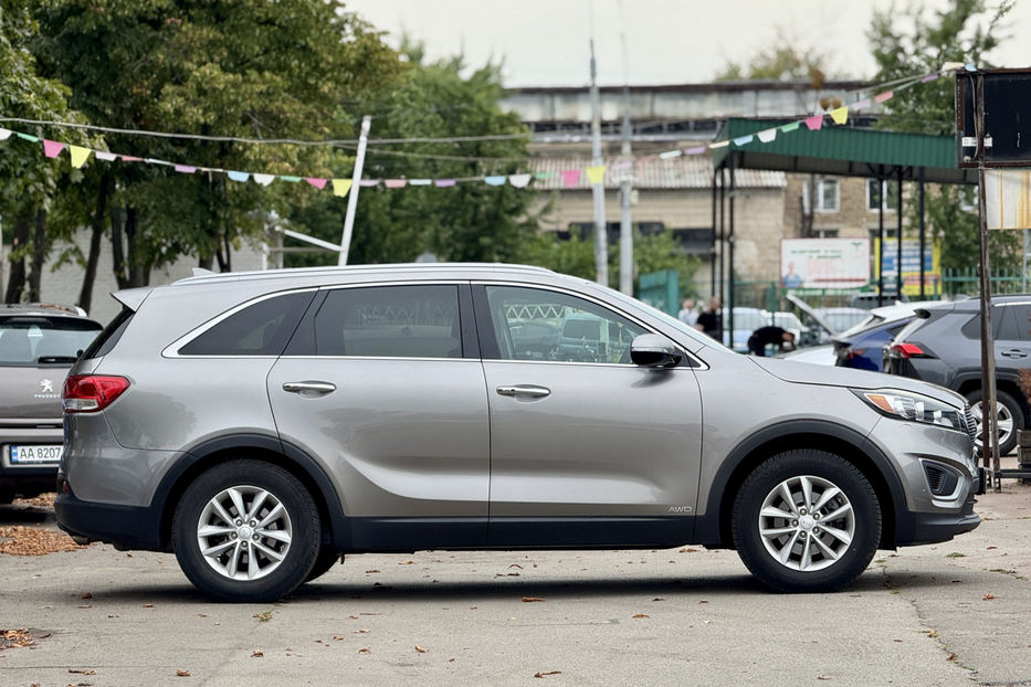 Продам Kia Sorento 2016 года в Киеве