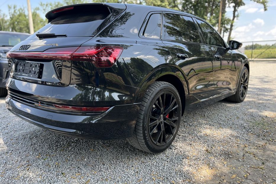Продам Audi E-Tron 55 Quattro (KOMIS) 2019 года в г. Умань, Черкасская область