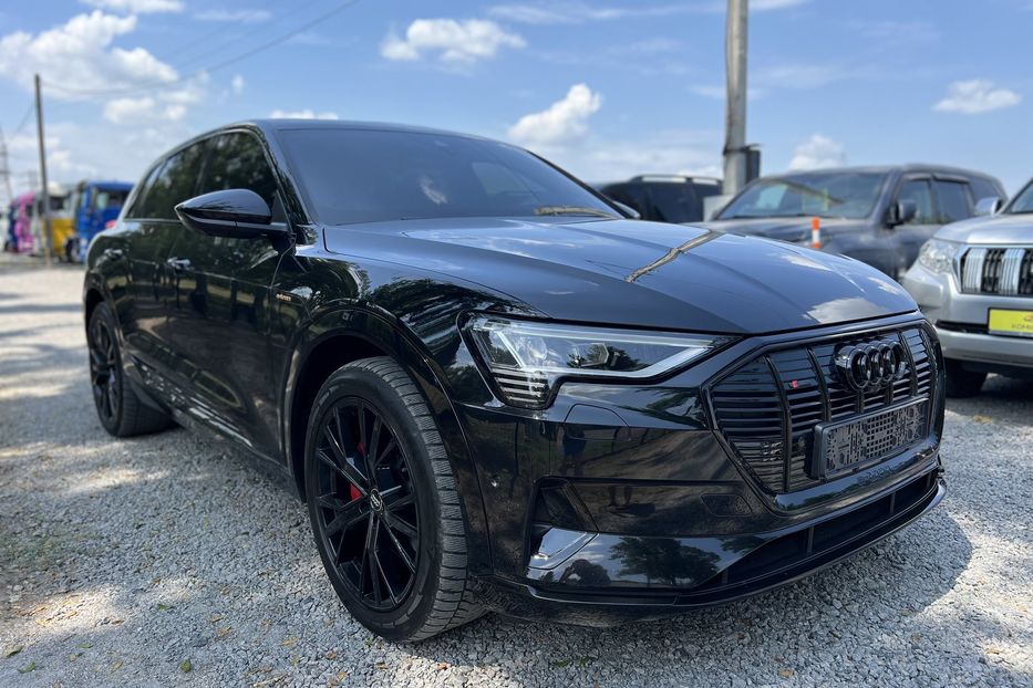Продам Audi E-Tron 55 Quattro (KOMIS) 2019 года в г. Умань, Черкасская область