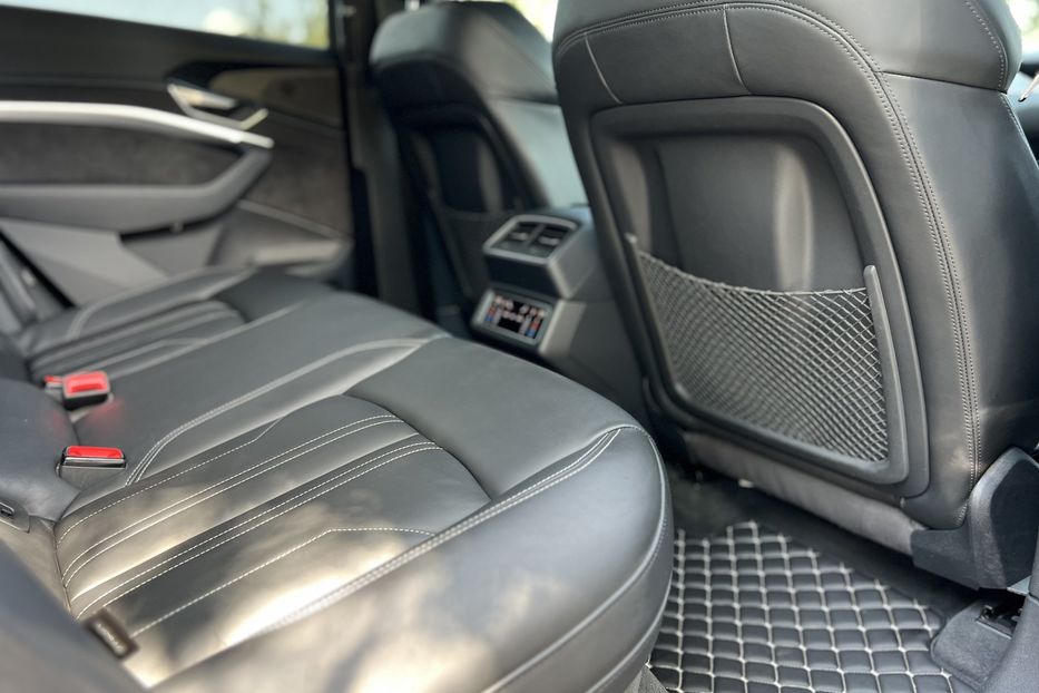 Продам Audi E-Tron 55 Quattro (KOMIS) 2019 года в г. Умань, Черкасская область