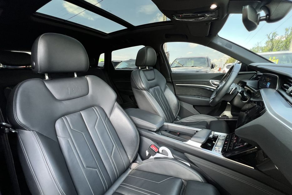 Продам Audi E-Tron 55 Quattro (KOMIS) 2019 года в г. Умань, Черкасская область