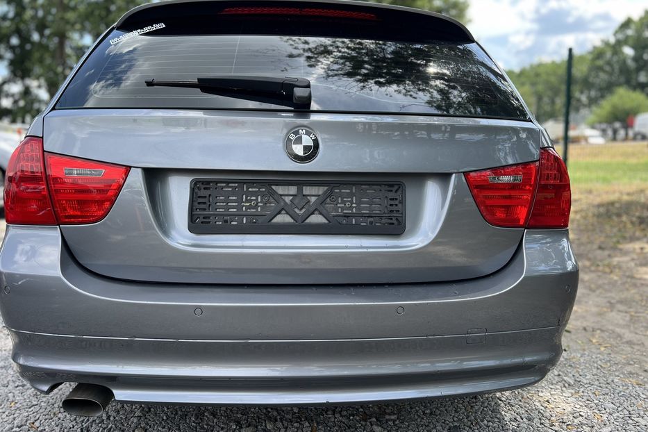 Продам BMW 318 Е91 2012 года в г. Умань, Черкасская область