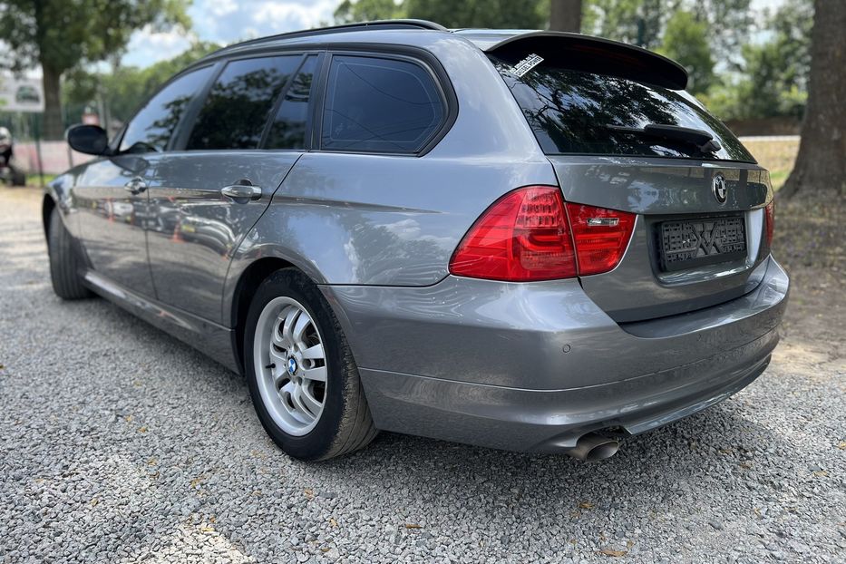 Продам BMW 318 Е91 2012 года в г. Умань, Черкасская область