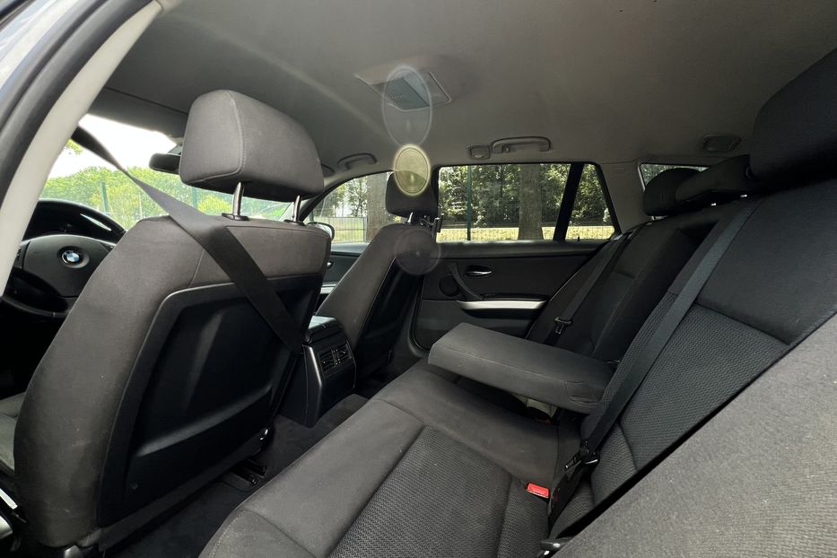 Продам BMW 318 Е91 2012 года в г. Умань, Черкасская область