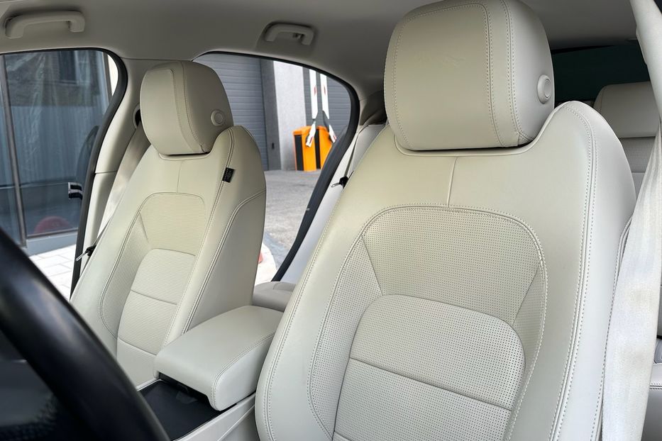 Продам Jaguar E-Pace  I-PACE HSE 2020 года в Киеве