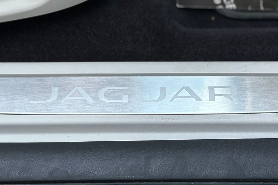 Продам Jaguar E-Pace  I-PACE HSE 2020 года в Киеве