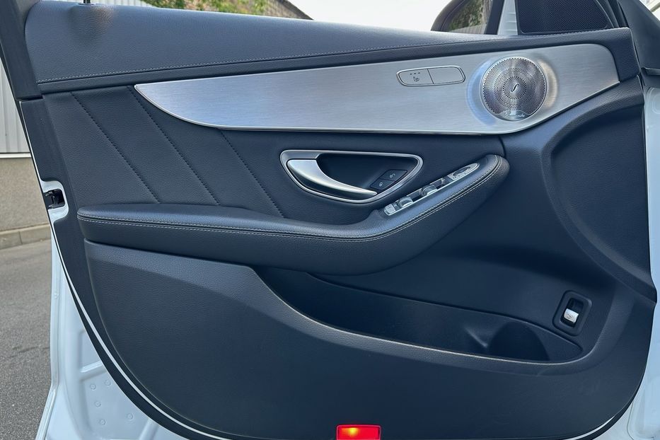 Продам Mercedes-Benz C-Class 180 2015 года в Киеве