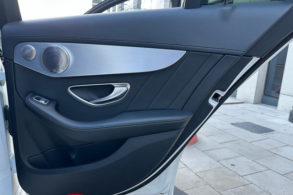 Продам Mercedes-Benz C-Class 180 2015 года в Киеве