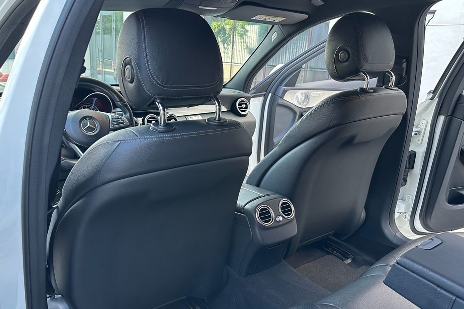 Продам Mercedes-Benz C-Class 180 2015 года в Киеве