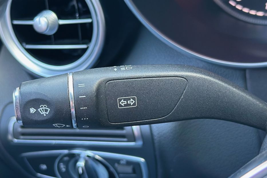Продам Mercedes-Benz C-Class 180 2015 года в Киеве