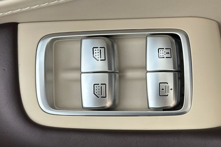Продам Mercedes-Benz Maybach 400 G-tronic 2016 года в Киеве