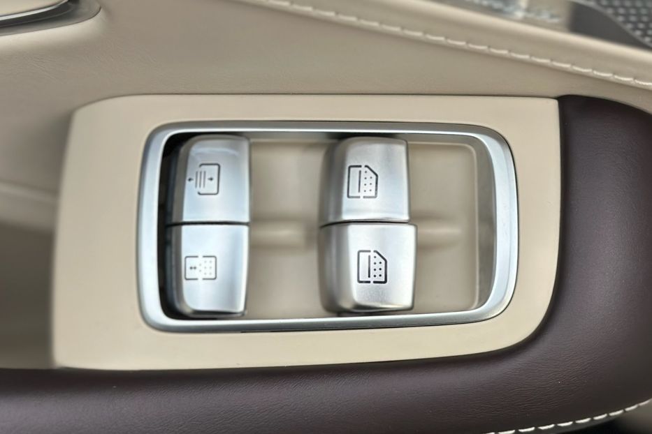 Продам Mercedes-Benz Maybach 400 G-tronic 2016 года в Киеве