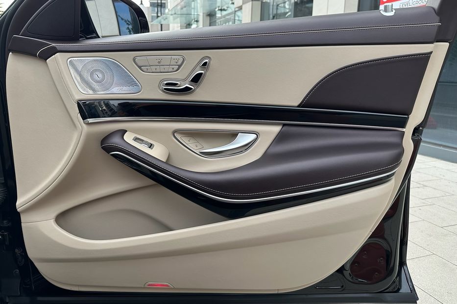 Продам Mercedes-Benz Maybach 400 G-tronic 2016 года в Киеве